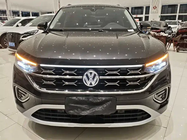 Volkswagen Tayron — Фото автомобиля 2