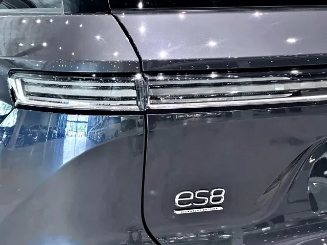 Nio ES8 — Фото автомобиля 6