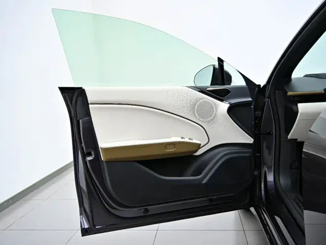 Zeekr 007 GT — Фото автомобиля 21