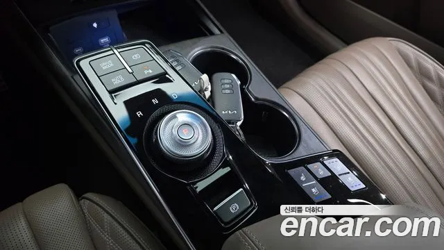 Kia K8 K8 Hybrid — Фото автомобиля 9