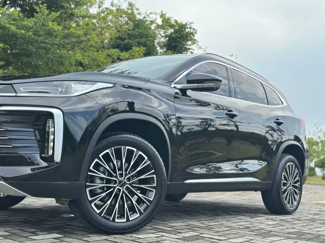 Exeed TXL — Фото автомобиля 6