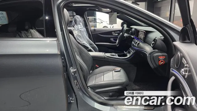Mercedes-Benz E-Class W213 — Фото автомобиля 11