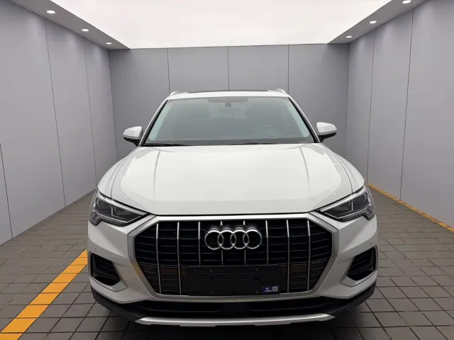 Audi Q3 — Фото автомобиля 2