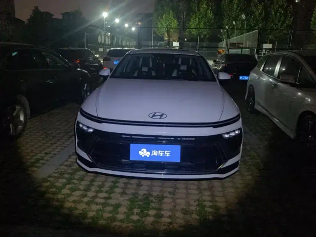 Hyundai Sonata — Фото автомобиля 2
