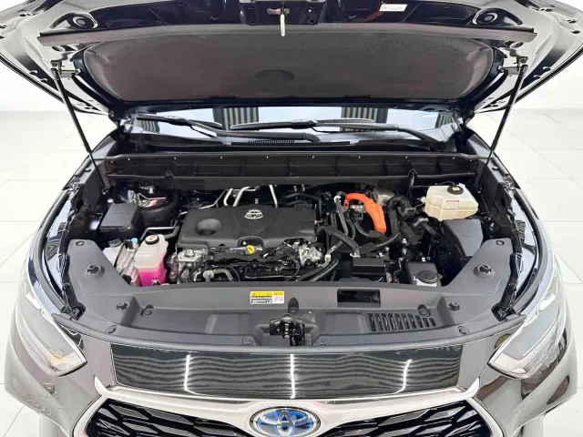 Toyota Highlander — Фото автомобиля 6