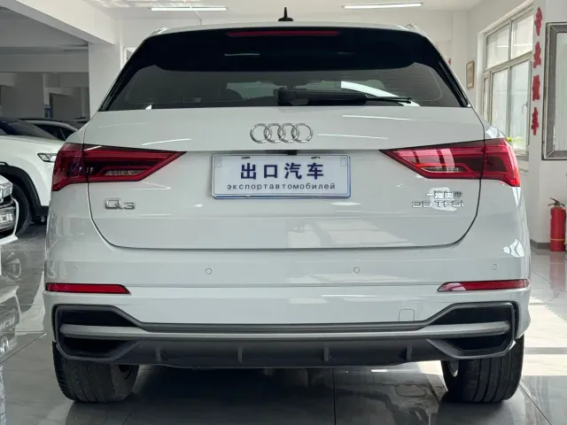 Audi Q3 — Фото автомобиля 5