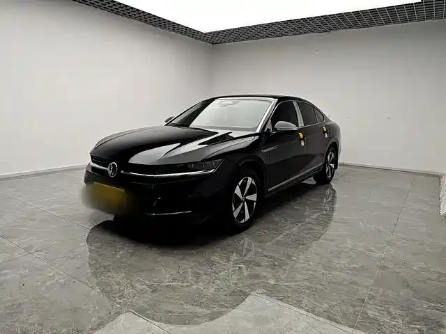 Фотография автомобиля — Volkswagen Magotan