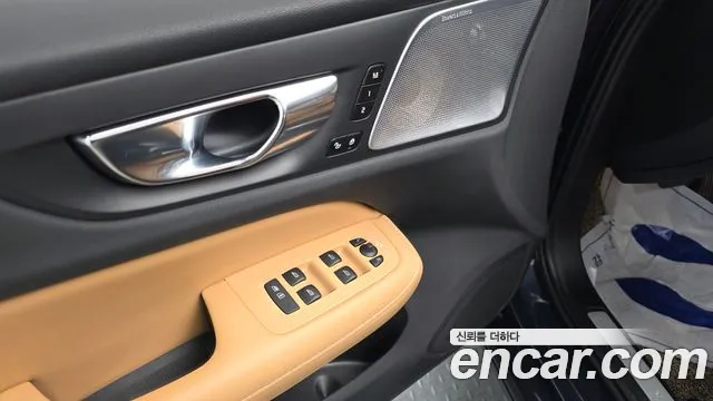 Вольво S60 S60 третьего поколения B5 Ultimate Bright — Фото автомобиля 23