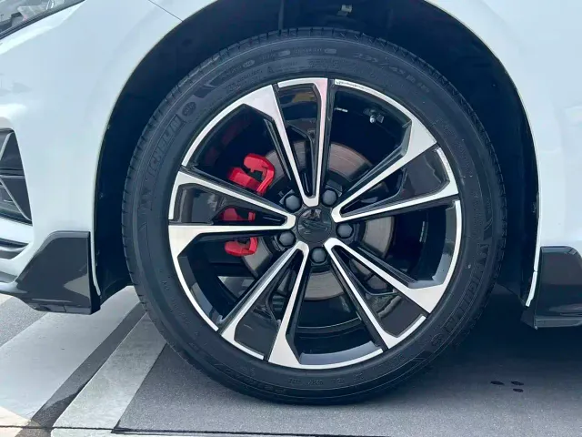 Geely Xingrui — Фото автомобиля 11
