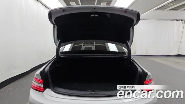 Genesis G80 RG3 — Фото автомобиля 26