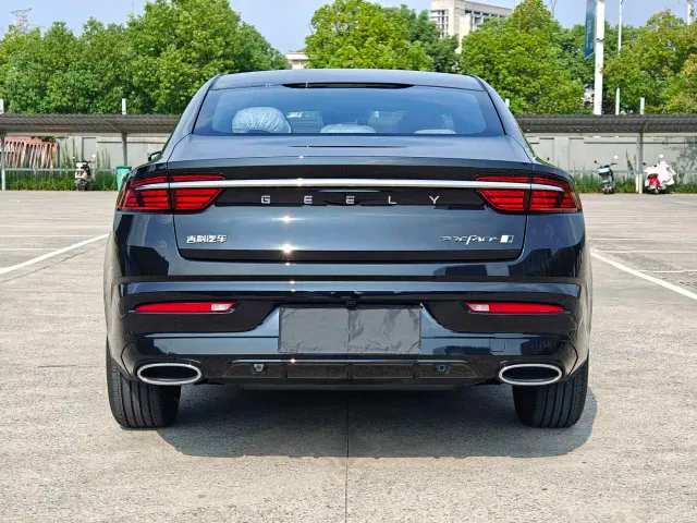Geely Xingrui — Фото автомобиля 8