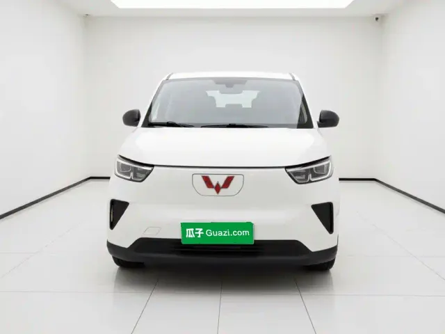 Wuling Yangguang — Фото автомобиля 2