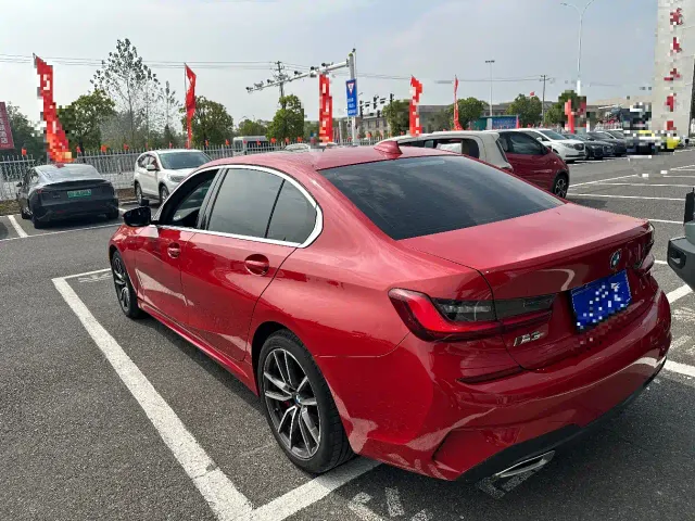 BMW 3 Series — Фото автомобиля 4