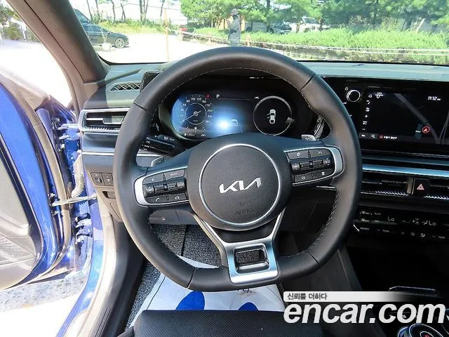 Kia K5 Generation 3 — Фото автомобиля 8