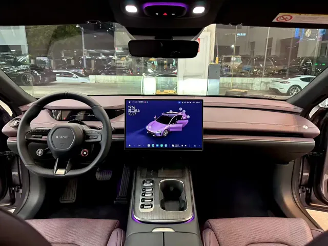 Xiaomi SU7 — Фото автомобиля 7