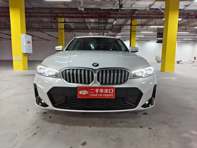 BMW 3 Series — Фото автомобиля 2