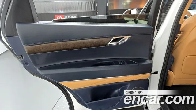 Genesis GV80 2.5T Бензин 2WD — Фото автомобиля 24