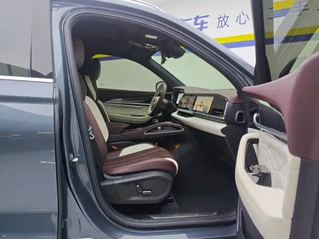 Geely Xingyue L — Фото автомобиля 8