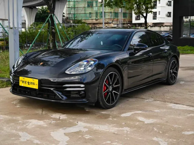 Фотография автомобиля — Porsche Panamera