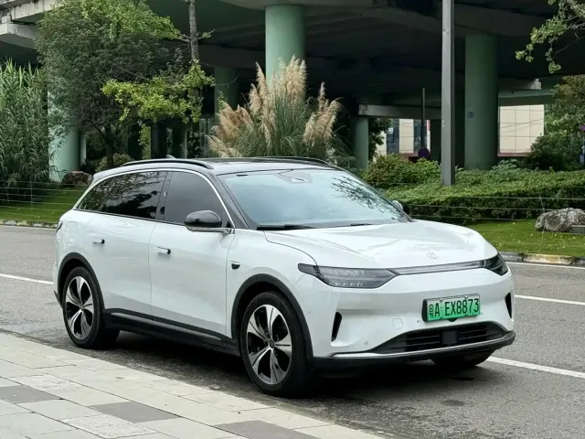 Leapmotor C11 — Фото автомобиля 3
