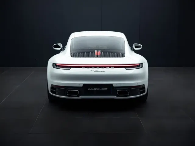 Porsche 911 — Фото автомобиля 8