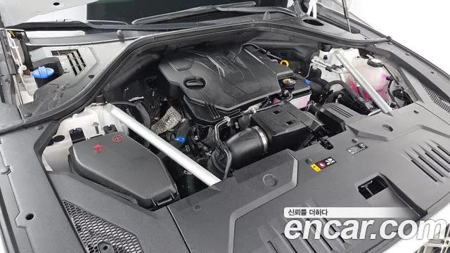Genesis GV70 — Фото автомобиля 6