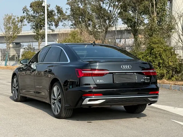 Audi A6L — Фото автомобиля 6