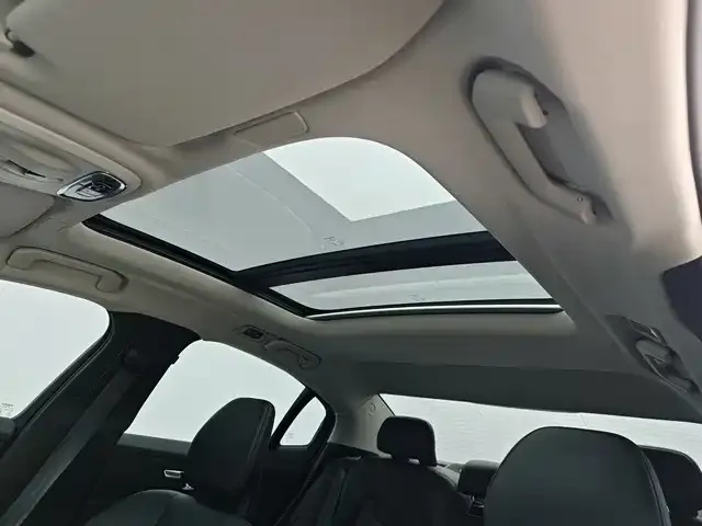 Volvo Volvo S60 2022 B4 Smart Comfort Luxury Edition — Фото автомобиля 11