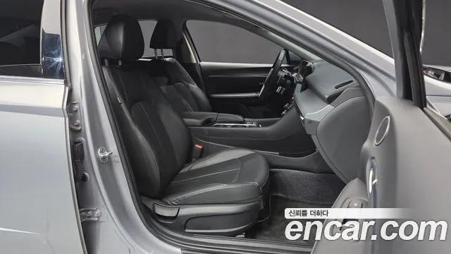 Hyundai Sonata Sonata Edge(DN8) 2.0 LPG(Коммерческий) — Фото автомобиля 11