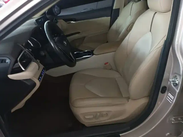 Toyota Camry — Фото автомобиля 14