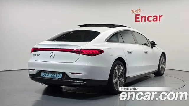 Mercedes-Benz EQS — Фото автомобиля 2