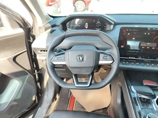 Changan CS55 Plus — Фото автомобиля 10