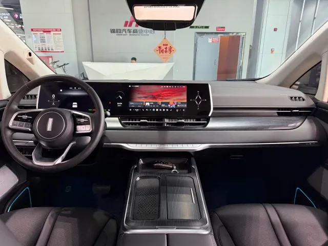 Wey Alpine — Фото автомобиля 11