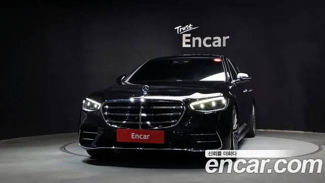 Mercedes-Benz S-Class — Фото автомобиля 3