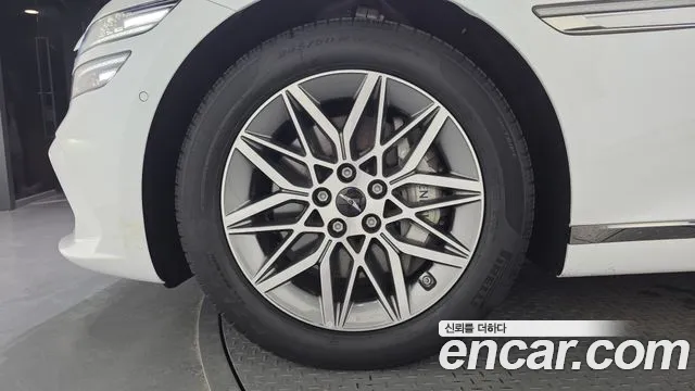 Genesis G80 RG3 — Фото автомобиля 5