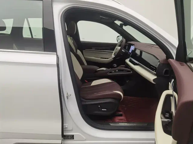 Geely Xingyue L — Фото автомобиля 23