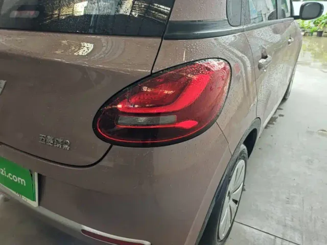 Wuling Bingo — Фото автомобиля 7
