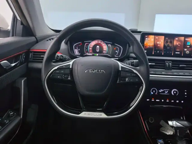Dongfeng Yixuan — Фото автомобиля 15