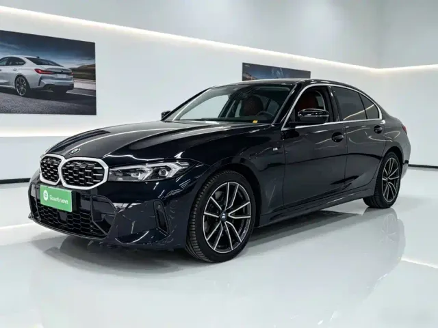 Фотография автомобиля — BMW 3 Series