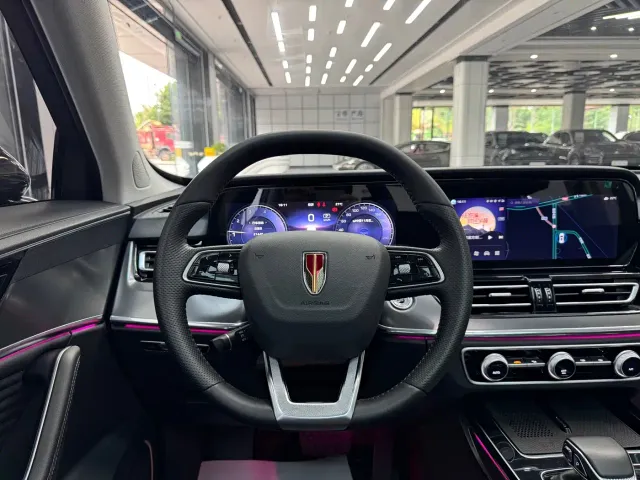 Hongqi HS5 — Фото автомобиля 9