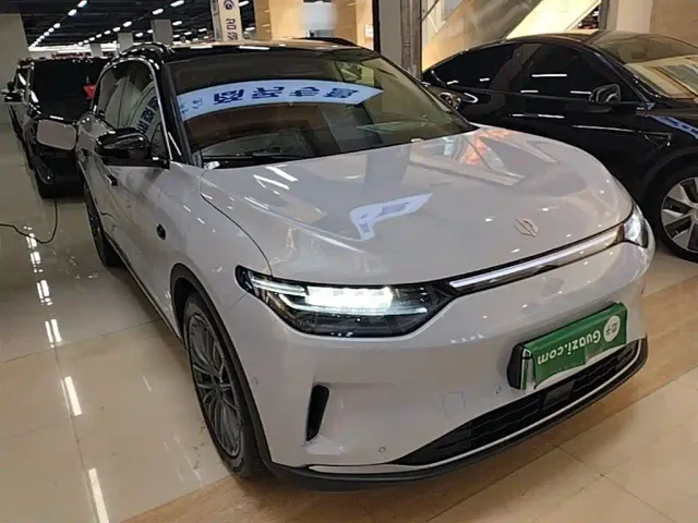 Leapmotor C11 — Фото автомобиля 3
