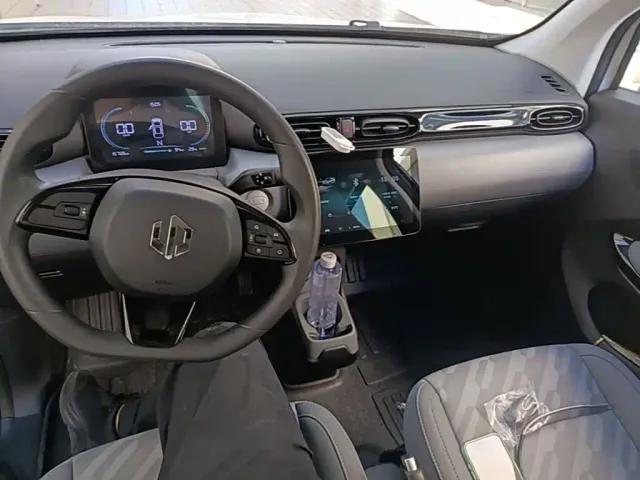Leapmotor T03 — Фото автомобиля 9