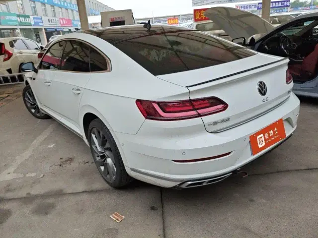 Volkswagen CC — Фото автомобиля 4
