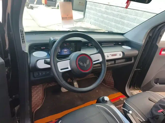 Wuling Hongguang Mini EV — Фото автомобиля 9