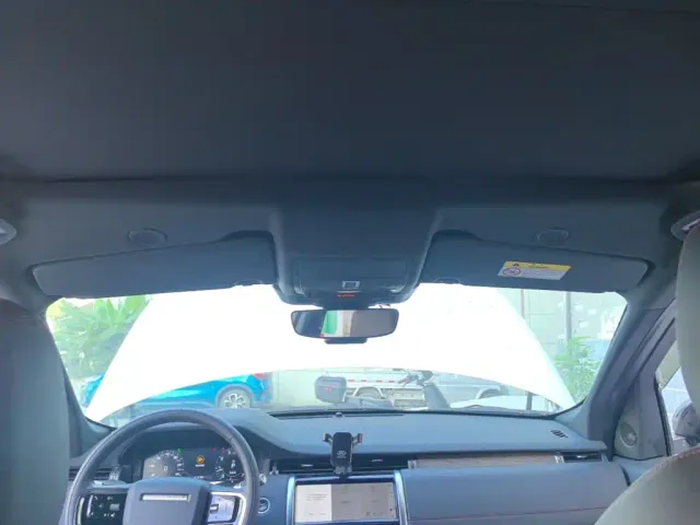 Land Rover Discovery Sport — Фото автомобиля 17