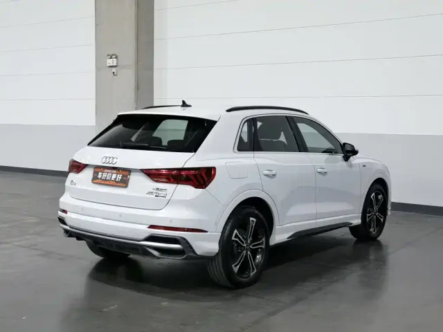 Audi Q3 — Фото автомобиля 2