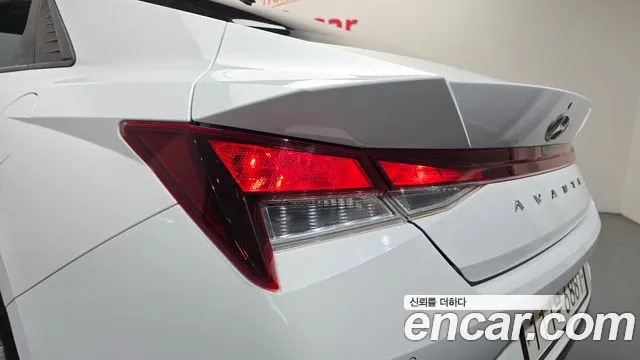 Hyundai Avante CN7 — Фото автомобиля 8