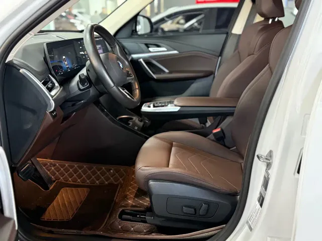BMW X1 — Фото автомобиля 4