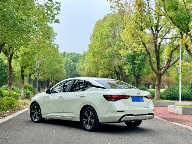 Nissan Sylphy — Фото автомобиля 12