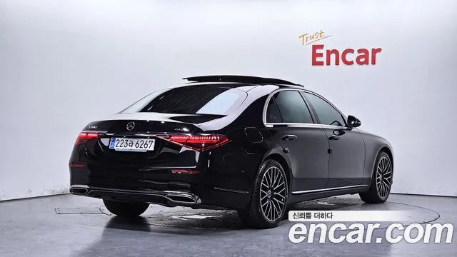 Mercedes-Benz S-Class — Фото автомобиля 2